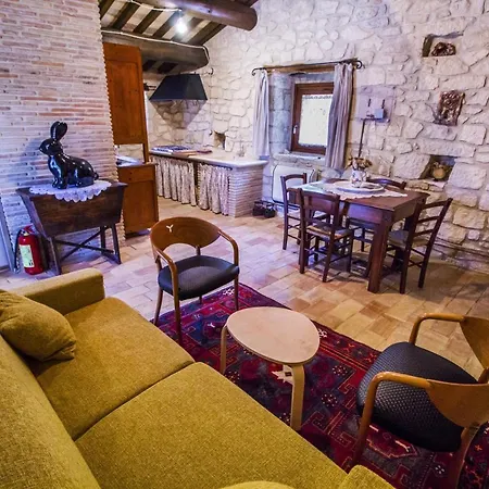 Charming In With Mountain View, 60 M² *