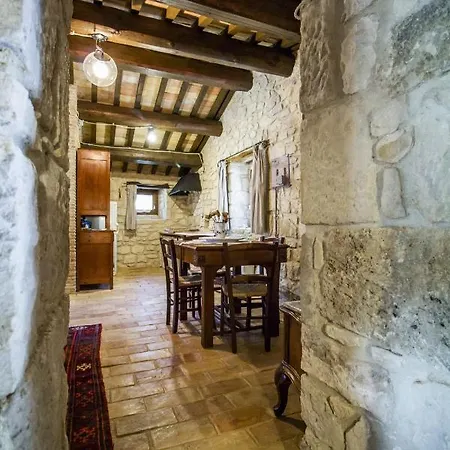 Charming In With Mountain View, 60 M² 公寓 Abbateggio