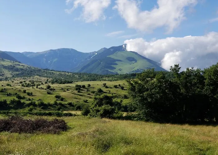 Charming In With Mountain View, 60 M² Апартаменты *